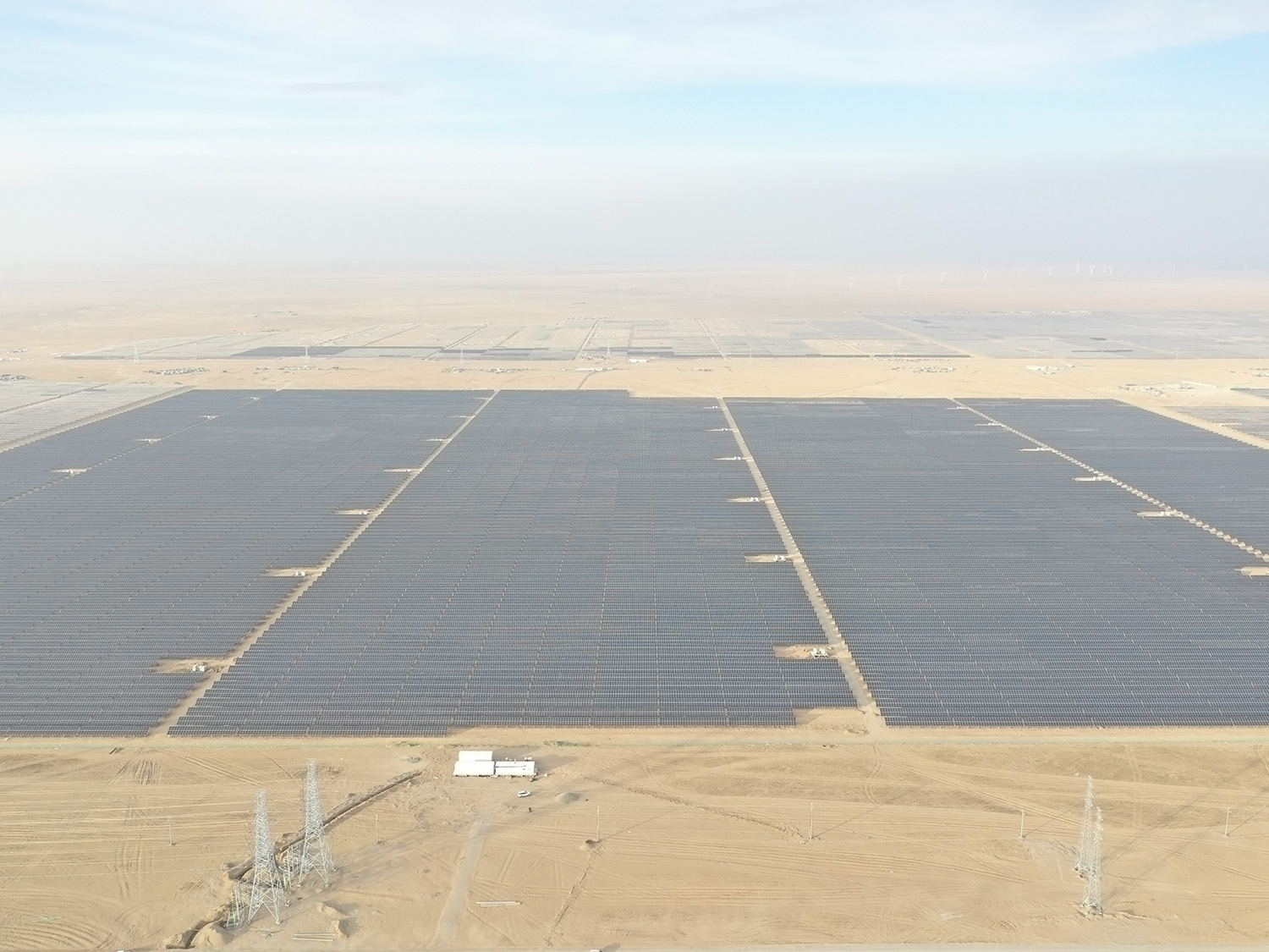喜訊：能高公司承建100MW光伏發電項目實現全容量并網！(圖3)